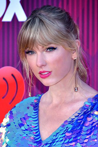 Top-10-Best-Taylor-Swift-Songs-Of-All-Time-3